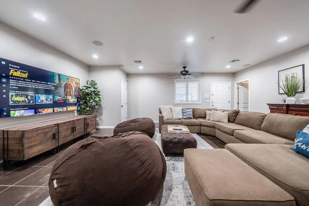 Lefairview Chateau- Pickleball Heated Pool Jacuzzi Gilbert Holiday home