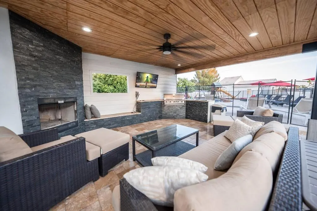 Holiday home Lefairview Chateau- Pickleball Heated Pool Jacuzzi Gilbert